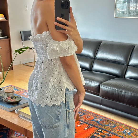 Off-Shoulder White Eyelet Cotton Top - Picture 2 of 3